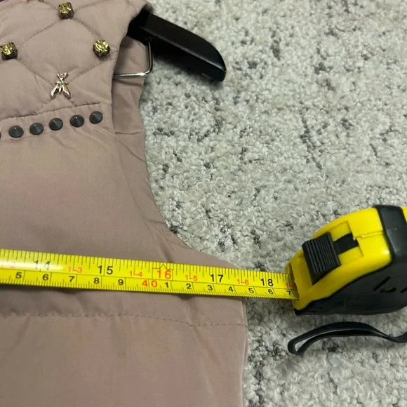 Patrizia Pepe size 40 (sz 6) soft pink Duck Down Vest with Studded BEE/Jewels - Picture 10 of 14